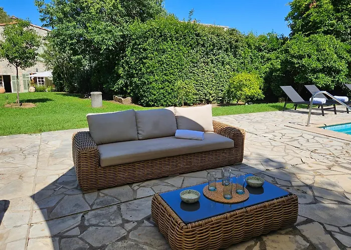 Mas De Charme Avec Piscine Villa *